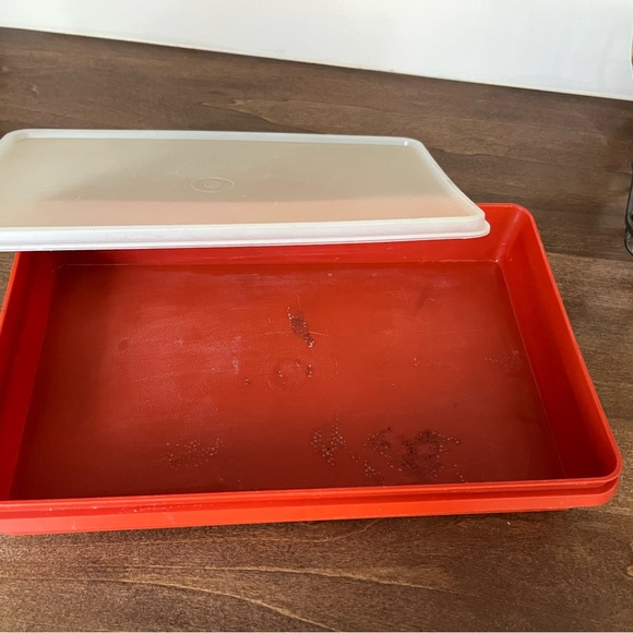 Vintage orange Tupperware - Picture 2 of 3